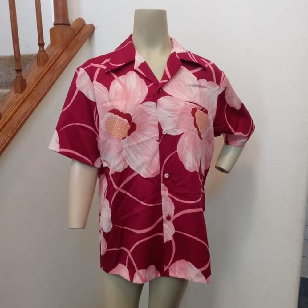 Vintage Men's Pomare Hawaiian Floral Button Up Shirt
